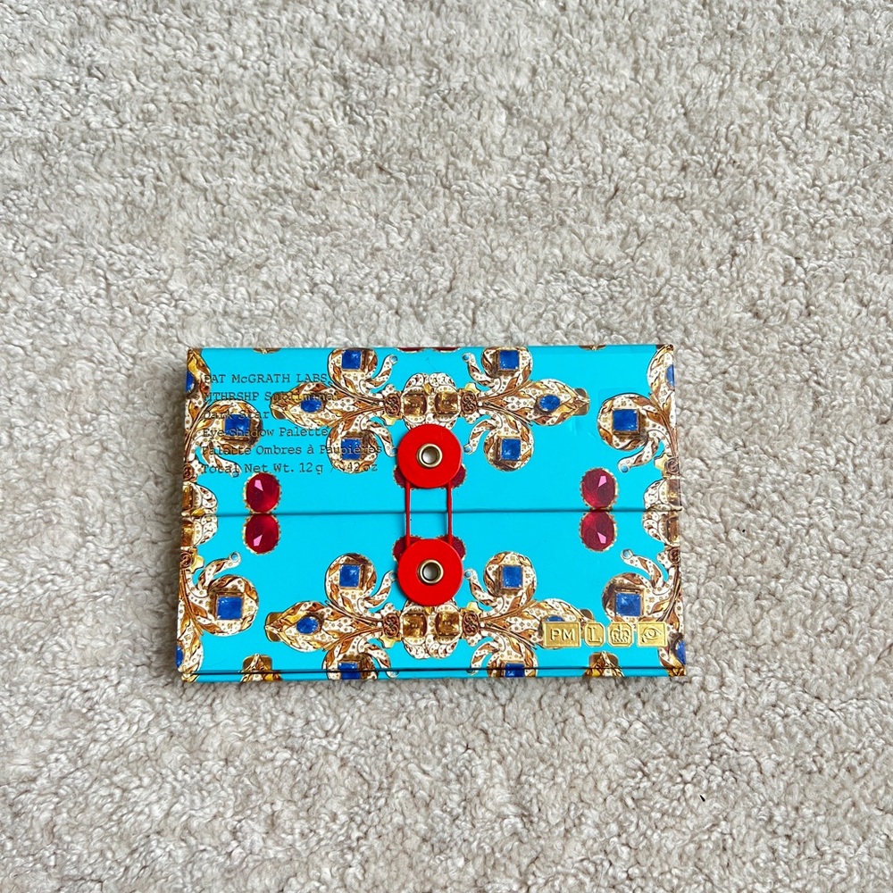 Brand New Pat McGrath Eyeshadow Palette!
